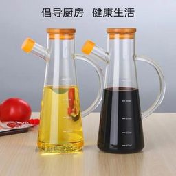 Glass oil/vinegar jar with Bamboo lid 