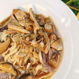 Easy Way_အသင့်ချက် ဝက်အူစုံပေါင်းကော်ရည်