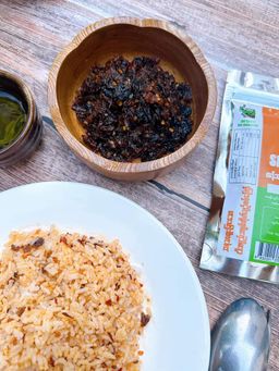 Easy Way_ထန်းတော ချဉ်ချဉ်စပ်စပ် ငါးကျည်းကျပ်တိုက်ကြော်