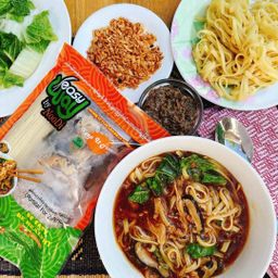 Easy Way_အသင့်ချက် ကြက်စင်းကောကော်ရည်