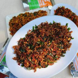 Easy Way_ထန်းတော အမဲမွှခြောက်စပ်မွှေးကြော်