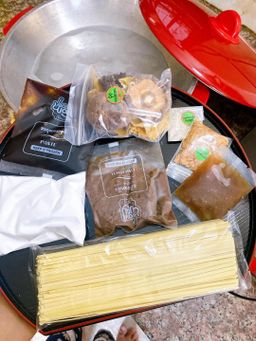 Easy Way_အသင့်ချက် ကြက်စင်းကောကော်ရည်