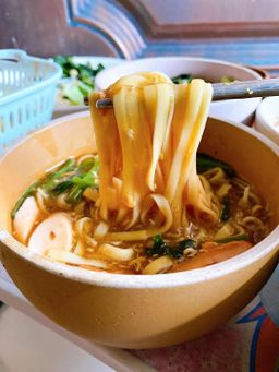 Easy Way_အသင့်ချက် ကြက်စင်းကောကော်ရည်