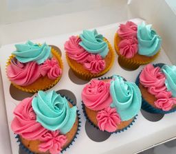 Cupcakes - Custom Theme 2-3 Colors with 3D Chocolate Figures | Tema Personalizado 2-3 Colores con Figuras De Chocolates