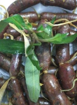 ခေါနုစုမ်_ချင်း၀က်အူချောင်း