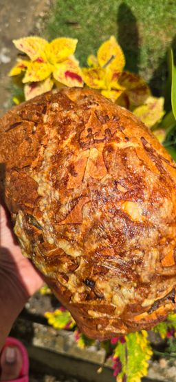 Cheddar and chive Oat Loaf