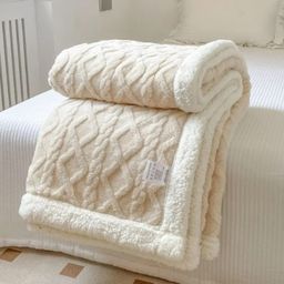 Thickened Lamb Flannel / Shawl Blanket