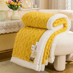 Thickened Lamb Flannel / Shawl Blanket
