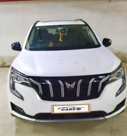 Mahindra XUV 700