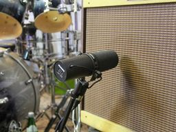 Shure SM7DB Dynamic Vocal Microphone