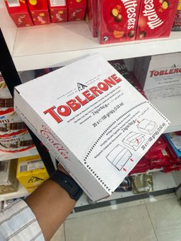 Toblerone milk (2kg=20 pcs)