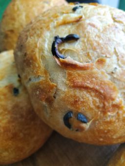 Olive & Rosemary Sourdough