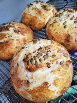 Multigrain Sourdough