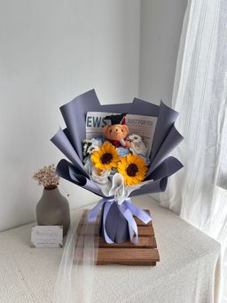 (GB009) Graduation Bear Soap Flower Bouquet