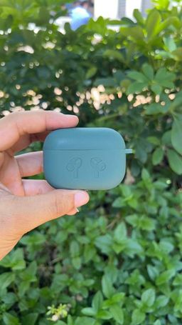 V.Jun_Silicone Airpods Case