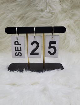 DESK study  flip calendar 