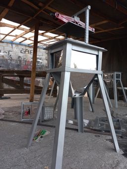 Stainless steel honey press (manual operated)