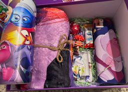 Surprise Gift Box - 🍾 Inside Out 2