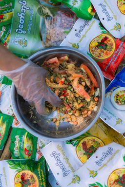 ပွဲတော်အုပ်_လက်ဖက်နှပ် နှင့် နှစ်ပြန်ကြော်