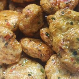 ရွှေညာသား_ဆင်ဖြူကျွန်း ဝက် / ကြက်အူတောင့် 