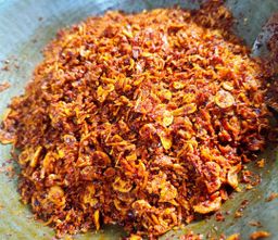 လယ်တော_ပုဇွန်ခြောက်ငရုတ်သီးကြော် 