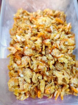 လယ်တော_ပုဇွန်ခြောက်ငရုတ်သီးကြော် 