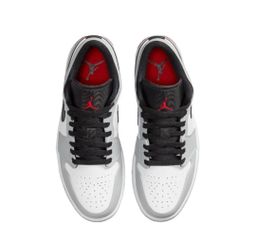 Nike Air Jordan 1 Retro 