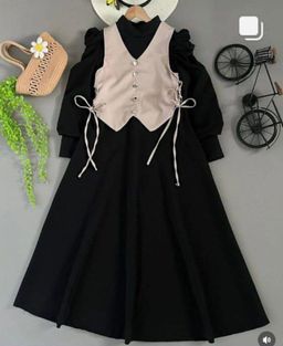 Stylish long sleeve dress 