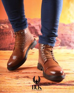 Glossy half boat real leather 