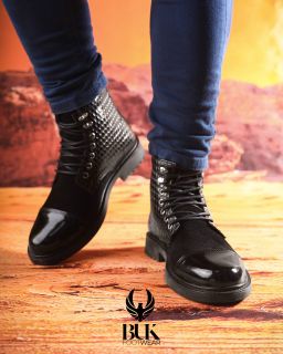 Glossy half boat real leather 