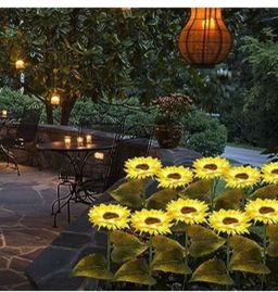 2 Piece Solar Garden Flower 🌼 Design Light (2 Piece Set)