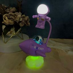 Spaceship Astronaut Table Desk Lamp (24cm) 🚀