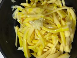 မုံရွာ အညာမုန့်_တို့ဟူးကြော်မှုန့်  