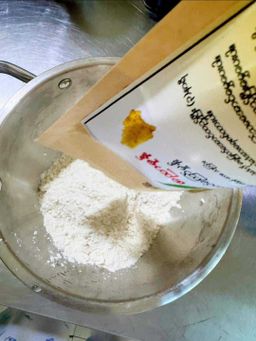 မုံရွာ အညာမုန့်_ပဲကတ်ကြော်