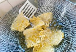 မုံရွာ အညာမုန့်_ပဲကတ်ကြော်