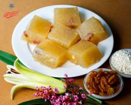 မြင့်မြင့်ခင်_ထိုးမုန့်