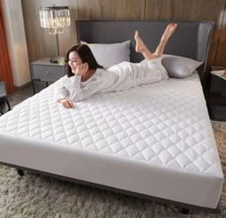MATRESS PROTECTOR
