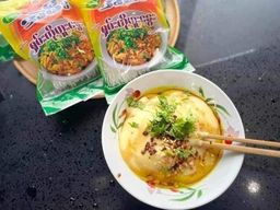 အဲမီး_ရှမ်းတို့ဟူးနွေး 