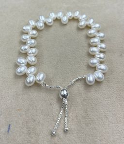 Silver Freshwater White Pearl Bracelet 
