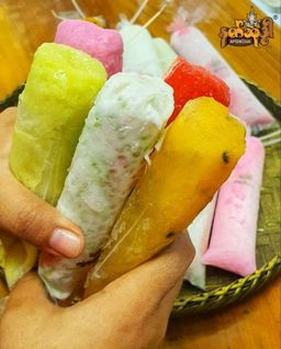 Ambrosia_နတ်သုဒ္ဓါ အုန်းနို့ ရေခဲချောင်း 