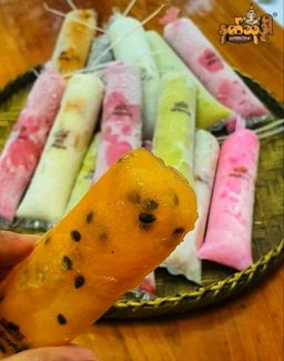 Ambrosia_နတ်သုဒ္ဓါ အုန်းနို့ ရေခဲချောင်း 