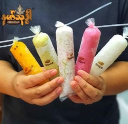 Ambrosia_နတ်သုဒ္ဓါ အုန်းနို့ ရေခဲချောင်း 