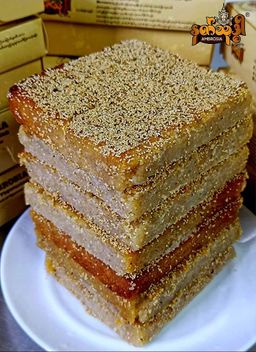 Ambrosia_နတ်သုဒ္ဓါ ဆနွင်းမကင်း 