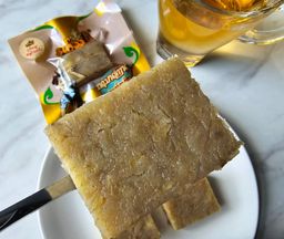 Ambrosia_နတ်သုဒ္ဓါ ဆနွင်းမကင်း 