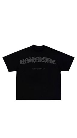 The Unshakable Club Oversized T-Shirt