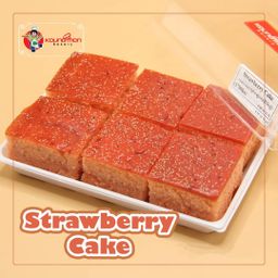 Koung Mon Bakery_Strawberry Cake