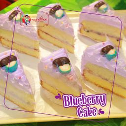 Koung Mon Bakery_Blueberry Cake