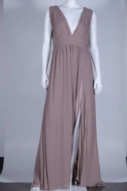 Shelf Pulls Unmanifested Popular Online Women’s Retailer Assorted Apparel Pallets 