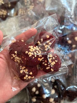 Red Velvet Almond Cookies