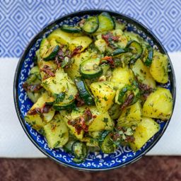 HERBED ZUCCHINI & SUN-DRIED TOMATO POTATO SALAD 
